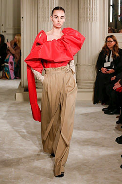 Instagram vestido con pantalón: Fotografía de moda,  Desfile de moda,  modelo,  Alta costura,  Semana de la moda de París,  Listo para usar,  Top de un hombro  
