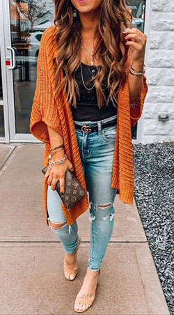 Outfit style atuendos de moda, street fashion, fashion blog, casual wear, lapel pin, long hair: Alfiler de solapa,  blogger de moda,  Pelo largo,  Estilo callejero,  Conjuntos de cárdigan 2020  