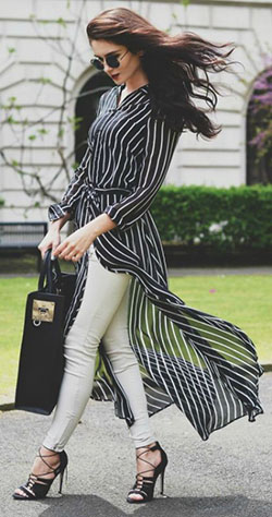 Ideas de ropa con pantalones, blazer, jeans.: bola kurti,  Estilo callejero,  En blanco y negro,  Combinación de jeans y kurti  