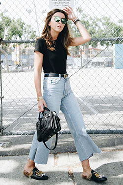 Combinación de color blanco y negro con crop top, pantalón, falda.: top corto,  Traje de camiseta,  Estilo callejero,  Trajes de viaje,  Traje Blanco Y Negro  
