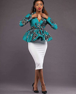 Inspo de vestimenta más reciente de Ankara para mujer: moda africana,  Vestidos Ankara,  ropa africana,  Atuendos Ankara,  Trajes Africanos,  Estilos Asoebi,  Ankara Inspiraciones  
