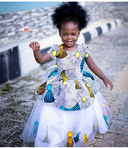 Elegante sugerencia de vestuario afroamericano para niñas africanas: estilo insta,  MODA,  ropa africana,  estilovore,  instamoda,  Atuendos Ankara,  Vestidos Ankara,  Estilos Asoebi,  Impreso Ankara,  vestidos africanos,  bellanaija,  instagram,  Moda fresca,  Africangirlskillit,  magianegra,  reina negra,  estiloinspiracion,  adicto al estilo,  melaninpoppin,  Moda con clase  