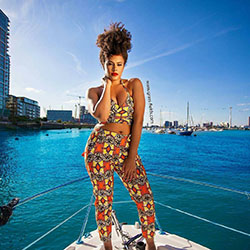 Lindas ideas de disfraces afroamericanos para mujeres negras: estilo insta,  MODA,  moda africana,  Vestidos Ankara,  Moda de Ankara,  estilovore,  instamoda,  Atuendos Ankara,  Atuendo Africano,  vestidos coloridos,  bellanaija,  instagram,  Moda fresca,  Africangirlskillit,  magianegra,  reina negra,  estiloinspiracion,  adicto al estilo  