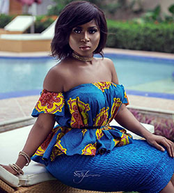 Impresionante diseño de atuendo afroamericano para mujeres: estilo insta,  MODA,  Vestidos Ankara,  Moda de Ankara,  Ideas de vestidos,  estilovore,  instamoda,  Atuendos Ankara,  vestidos coloridos,  bellanaija,  instagram,  Moda fresca,  Africangirlskillit,  magianegra,  reina negra,  estiloinspiracion,  adicto al estilo,  naijaoutfit,  Semana de la Moda,  moda nigeriana,  huella de cera,  vestido estampado,  ropa africana  
