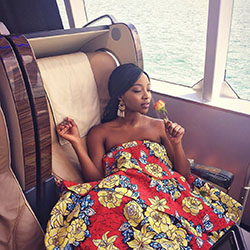 Inspiración de vestido bastante africano para damas negras: estilo insta,  MODA,  Vestidos Ankara,  ropa africana,  Ideas de vestidos,  estilovore,  instamoda,  Atuendos Ankara,  bellanaija,  instagram,  Moda fresca,  Africangirlskillit,  magianegra,  reina negra,  estiloinspiracion,  adicto al estilo,  naijaoutfit,  Semana de la Moda,  moda nigeriana,  huella de cera,  vestido estampado,  melaninpoppin  