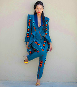 Diseño moderno de atuendo afroamericano para niñas: estilo insta,  MODA,  Vestidos Ankara,  Ideas de vestidos,  Atuendos Ankara,  estilovore,  instamoda,  Atuendo Africano,  Impreso Ankara,  bellanaija,  instagram,  Moda fresca,  naijaoutfit,  Semana de la Moda,  moda nigeriana,  huella de cera,  vestido estampado,  ropa africana  