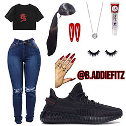 yeezys negros <3: 