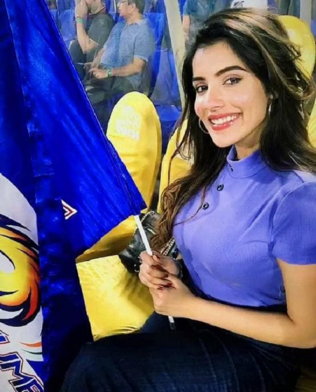 Chica viral IPL 2022 | Imagen IPL viral de Aditi Hundia: 