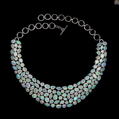 Describe The Beauty of October Birthstones: 