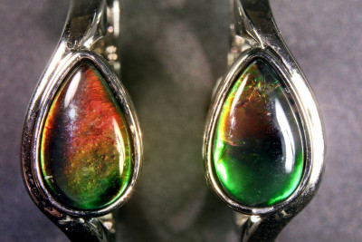 Exploring Ammolite Jewelry: 