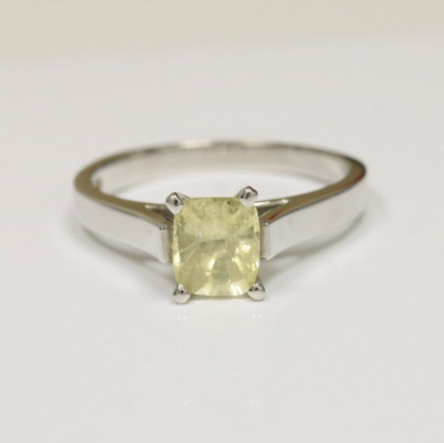 Rare 1.68ct Untreated Cushion Yellow Sapphire Fashion Ring: 