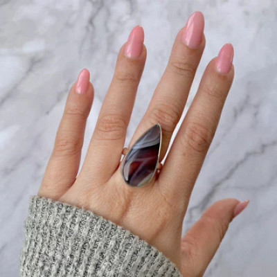 Enhance Your Look with Red Botswana Agate Jewelry: A Complete Guide: 