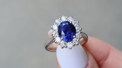 Sapphire Wedding Rings for a Lifetime of Commitment: 