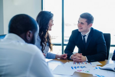 Management Consultant in Abu Dhabi: 