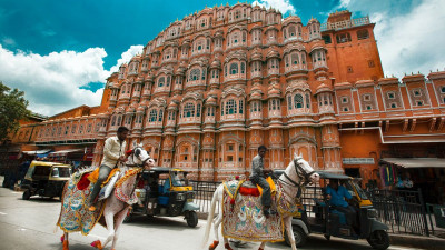 How to Explore Nearby Tourist Spots of Jaipur?: 