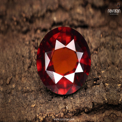 How Does Hessonite Garnet Balance Negativity in Life?: 