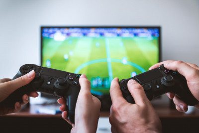 Superc4: Revolutionizing Online Gaming with Engaging Features and Community Spirit: 