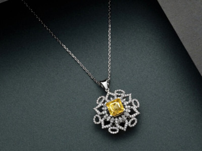 Yellow Sapphire and Love: How It Can Strengthen Your Relationships: 