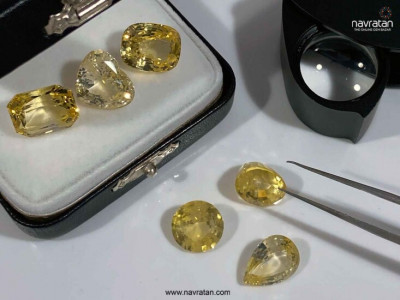 Certified No Heat Yellow Sapphire Stone for Authentic Beauty: 