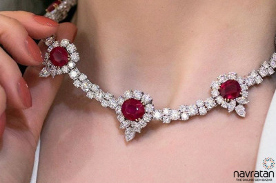 Can Wearing a Manik Stone Transform Your Confidence?: 