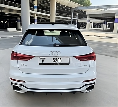 Rent a Car in Al Garhoud with Movyocar: 