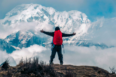 Annapurna Circuit Trek: A Journey Through Majestic Mountains: 