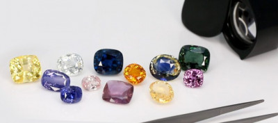 Small Stones, Big Glam: Minimal Gemstone Jewelry Trending Now: 