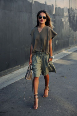 El color va con verde caqui, vestidos elegantes, vestidos de oficina.: 