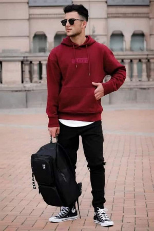 Black and white classy outfit with hoodie: 