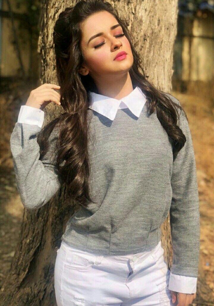 Cuántas noches.: avneet kaur  