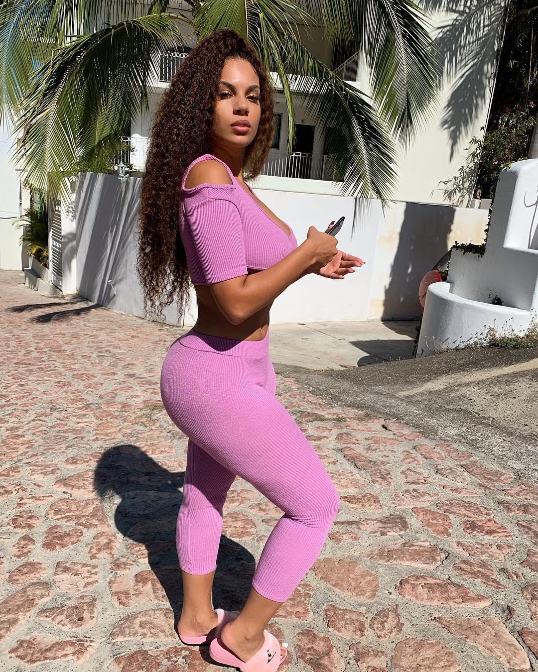 Amirah Dyme Fashion Nova, recuerdo del jueves: Amirah Dyme  