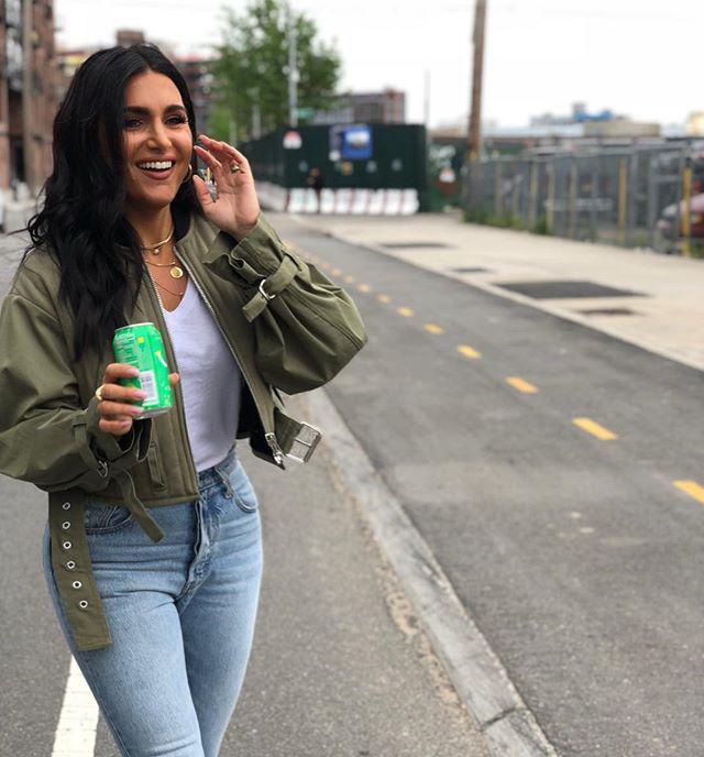 Fantasy Football Now, Molly Qerim, Primera toma: Estados Unidos,  El presentador deportivo más popular  