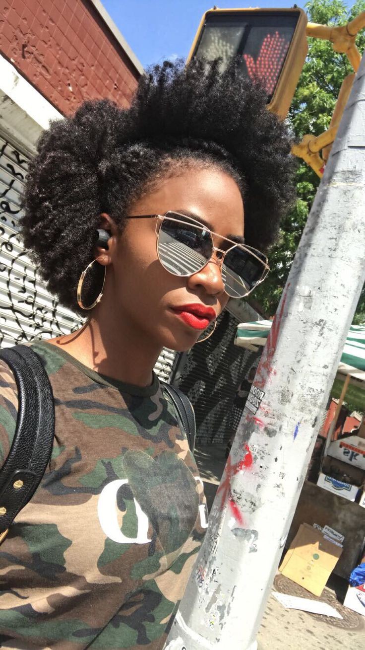 Cabello con textura afro, Cabello largo: Cabello con textura afro,  Pelo largo,  Ideas para teñir el cabello,  peinados africanos  
