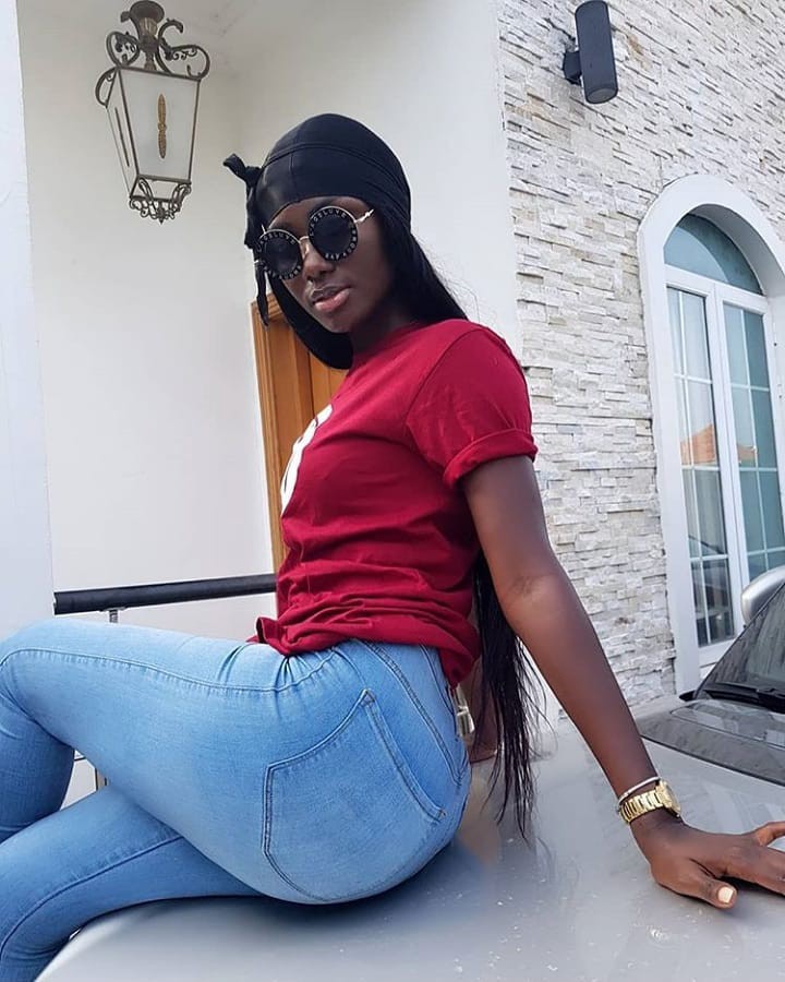 Lindos atuendos casuales para adolescentes negros con curvas: Atuendo De Vaqueros  