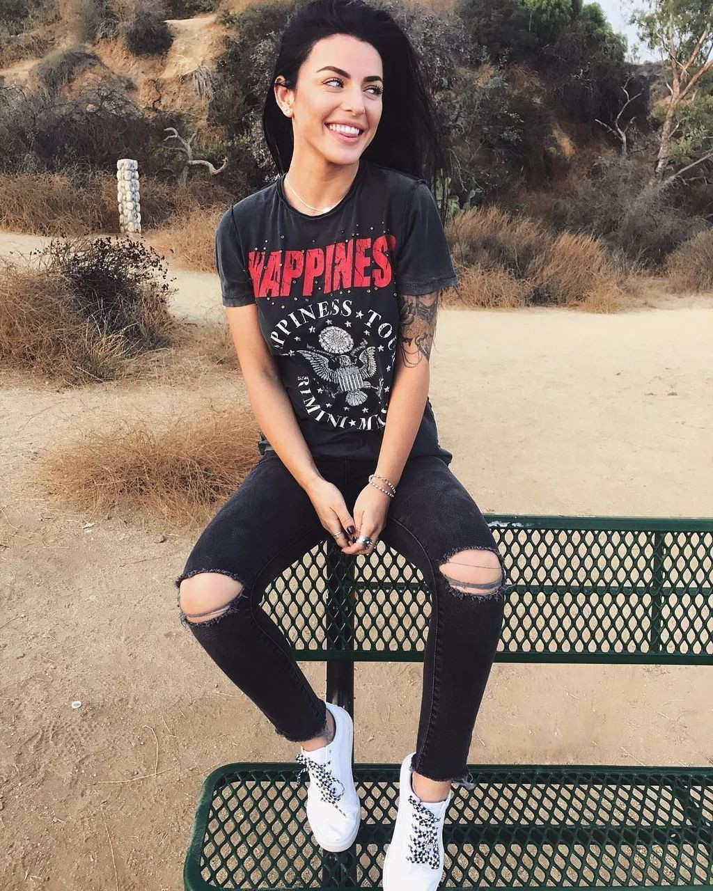 Kylie rae de Instagram realmente linda y adorable: Kylie Jenner,  Traje de marimacho  