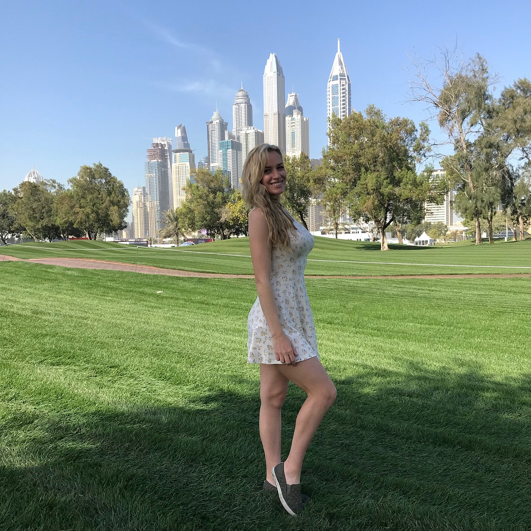 Classy Paige Spiranac Instagram, Paige Spiranac, Desert Classic: Paige Spiranac,  golfista profesional  