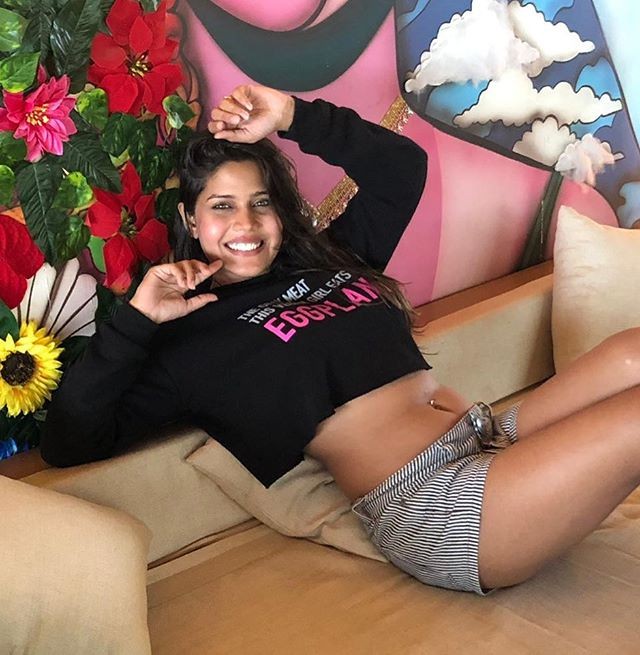 Soundarya Sharma, Algodón orgánico: amanda sharma  