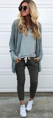 Outfits cómodos casuales de otoño, Ropa casual: trajes de invierno,  talla pequeña,  ropa informal,  Atuendos Informales,  Atuendos Para Correr  