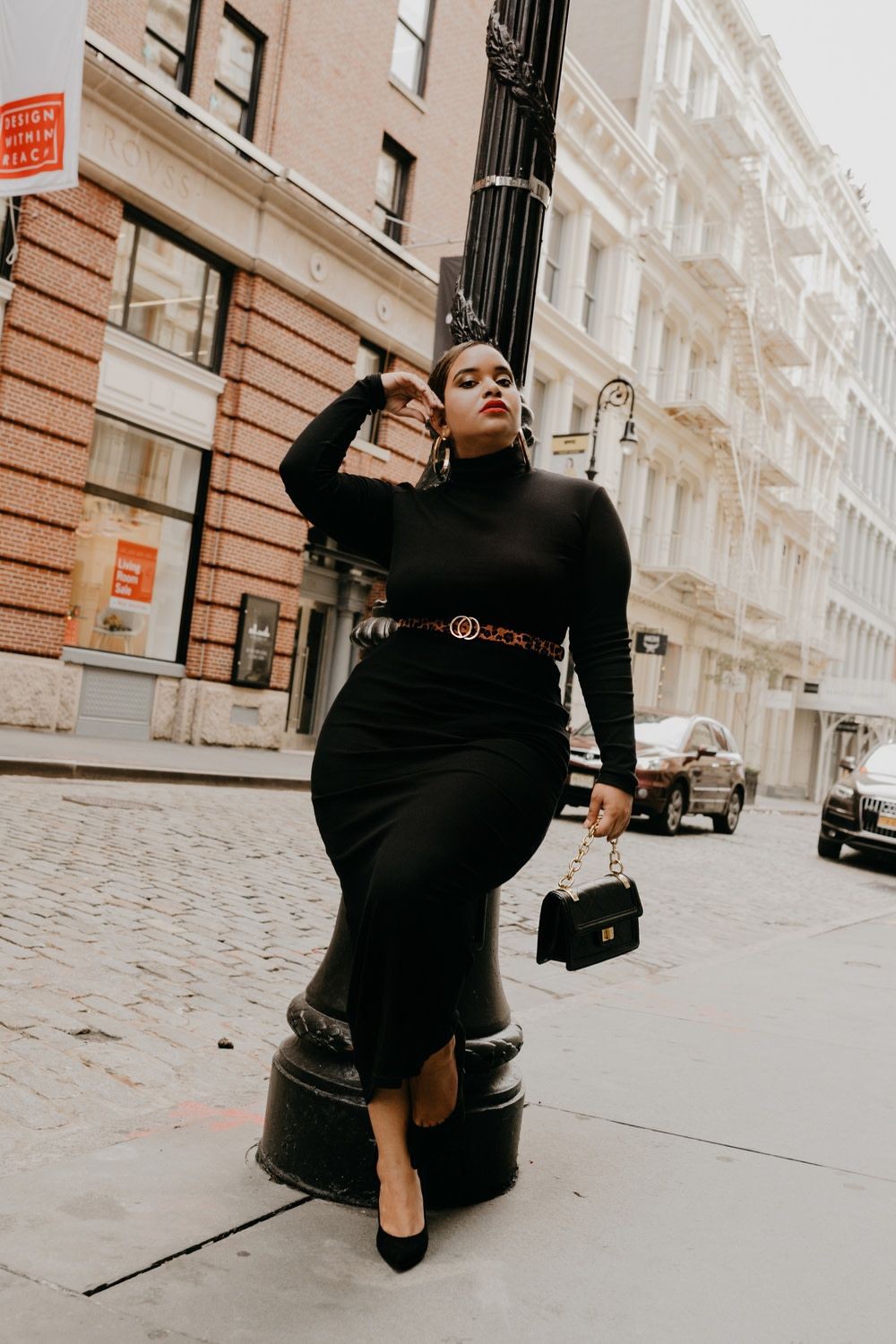 Plus Size Work Outfit, Little black dress y Plus-size clothing: cuello polo,  traje de talla grande,  vestido largo,  Traje de trabajo  