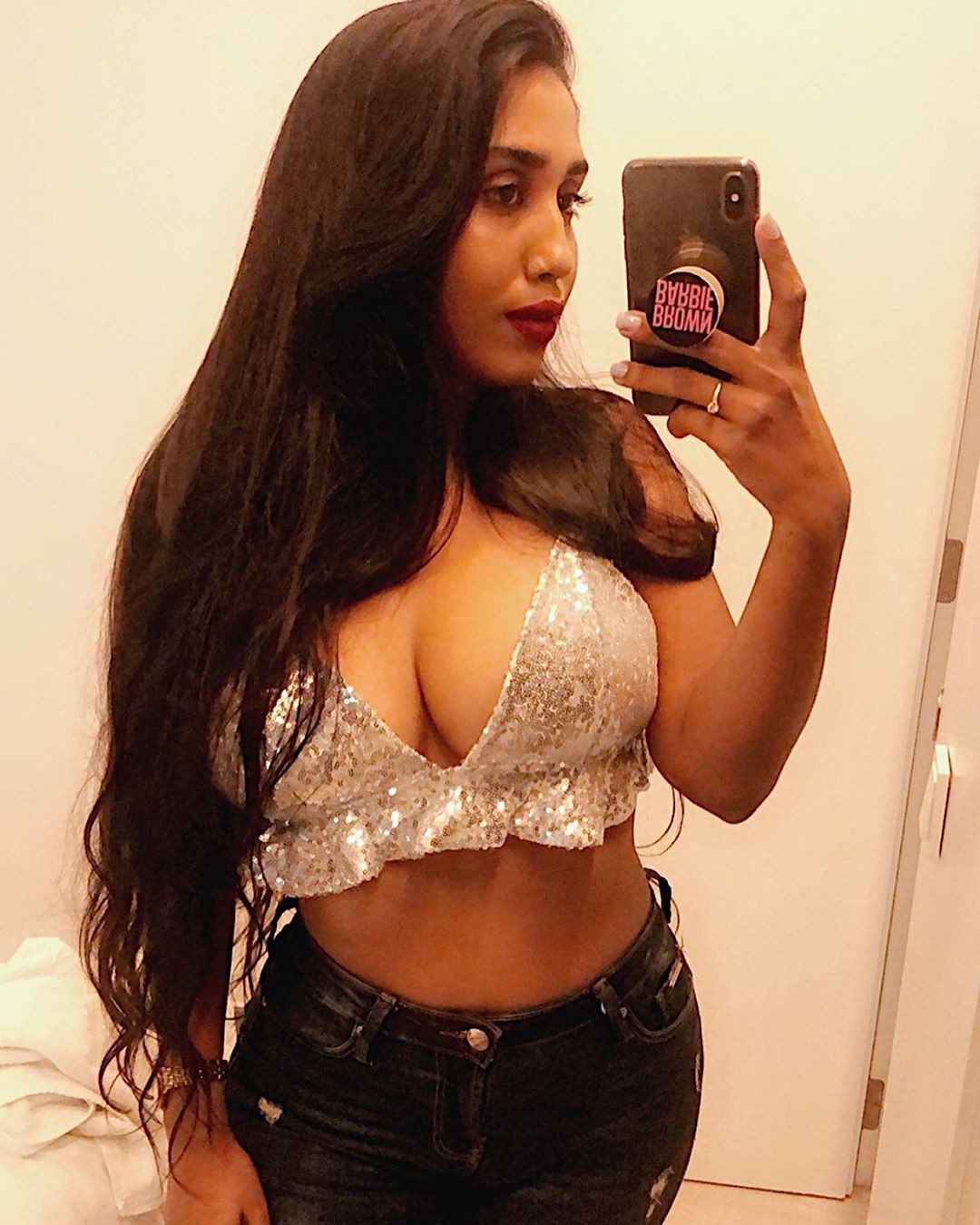 Cute girls most liked snapchat bhabhi, Scarlett Johansson: Kim Kardashian,  Scarlett Johansson,  Hot Instagram Models,  MTV Splitsvilla  