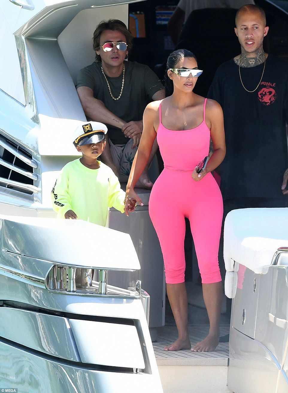 Tu mono favorito de kim kardashian: Kylie Jenner,  kim kardashian,  KrisJenner,  kourtney kardashian  