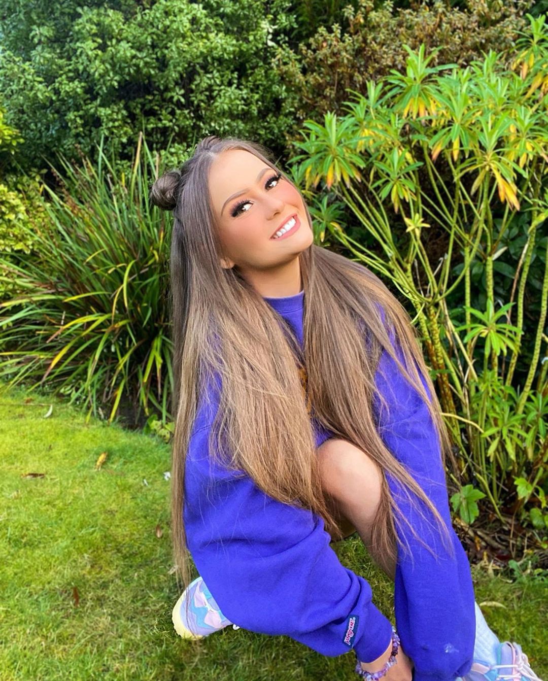 Holly Horne chica de pelo largo, peinado para niñas, lindos cortes de pelo: Holly Horne TikTok  