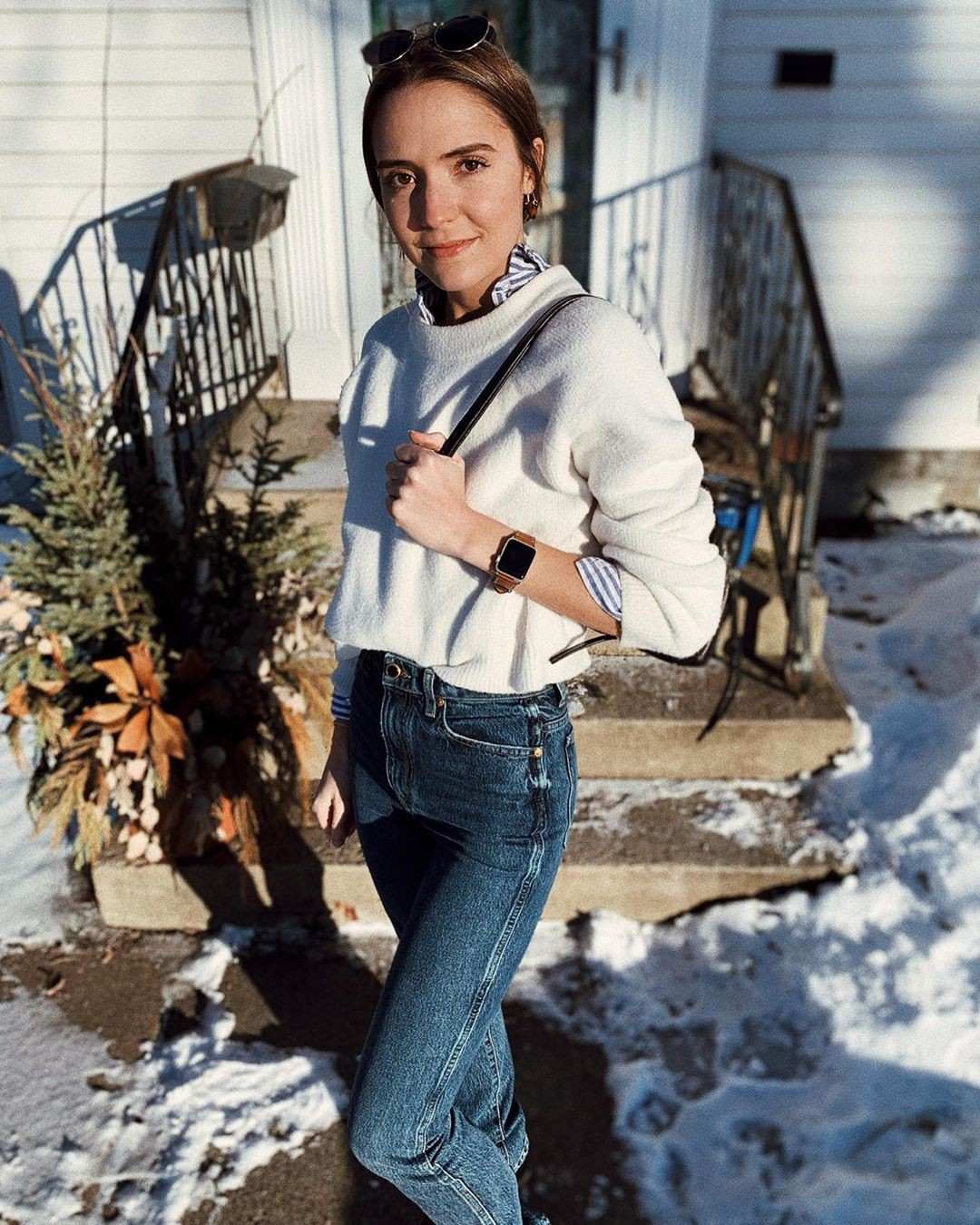 Laura Hudson pantalón, chaqueta, outfit color denim, tienes que probar: Mezclilla,  chaqueta,  Atuendos Informales,  Atuendo De Vaqueros,  Pantalones  