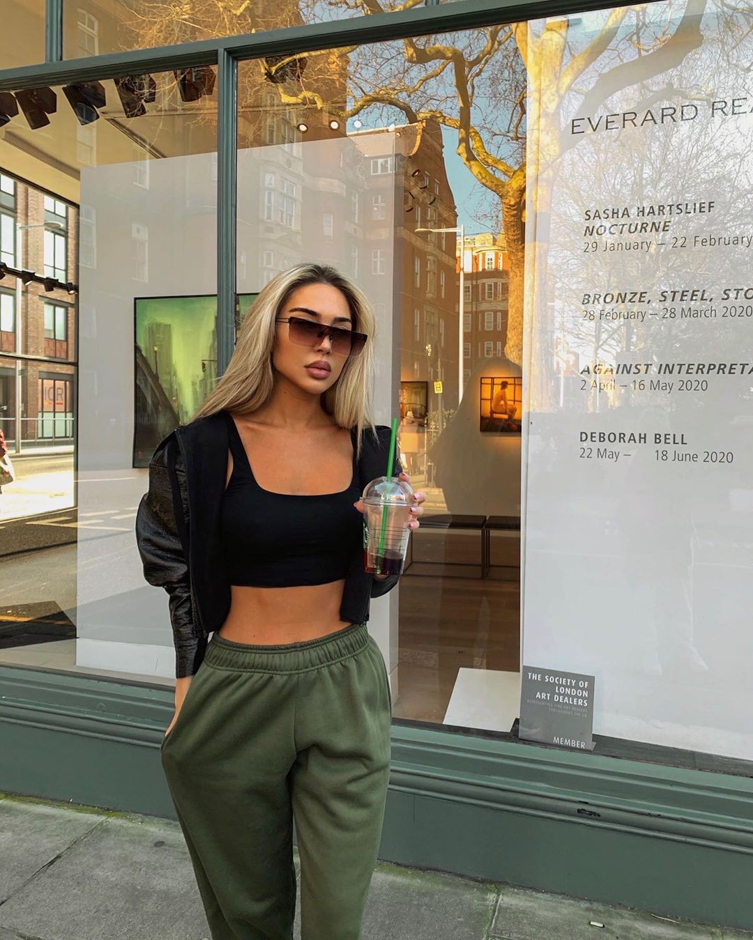 Anna Mathilda crop top, conjuntos de pantalones cortos para niñas, fotos de instagram de niñas: top corto,  bermudas,  ana matilda  