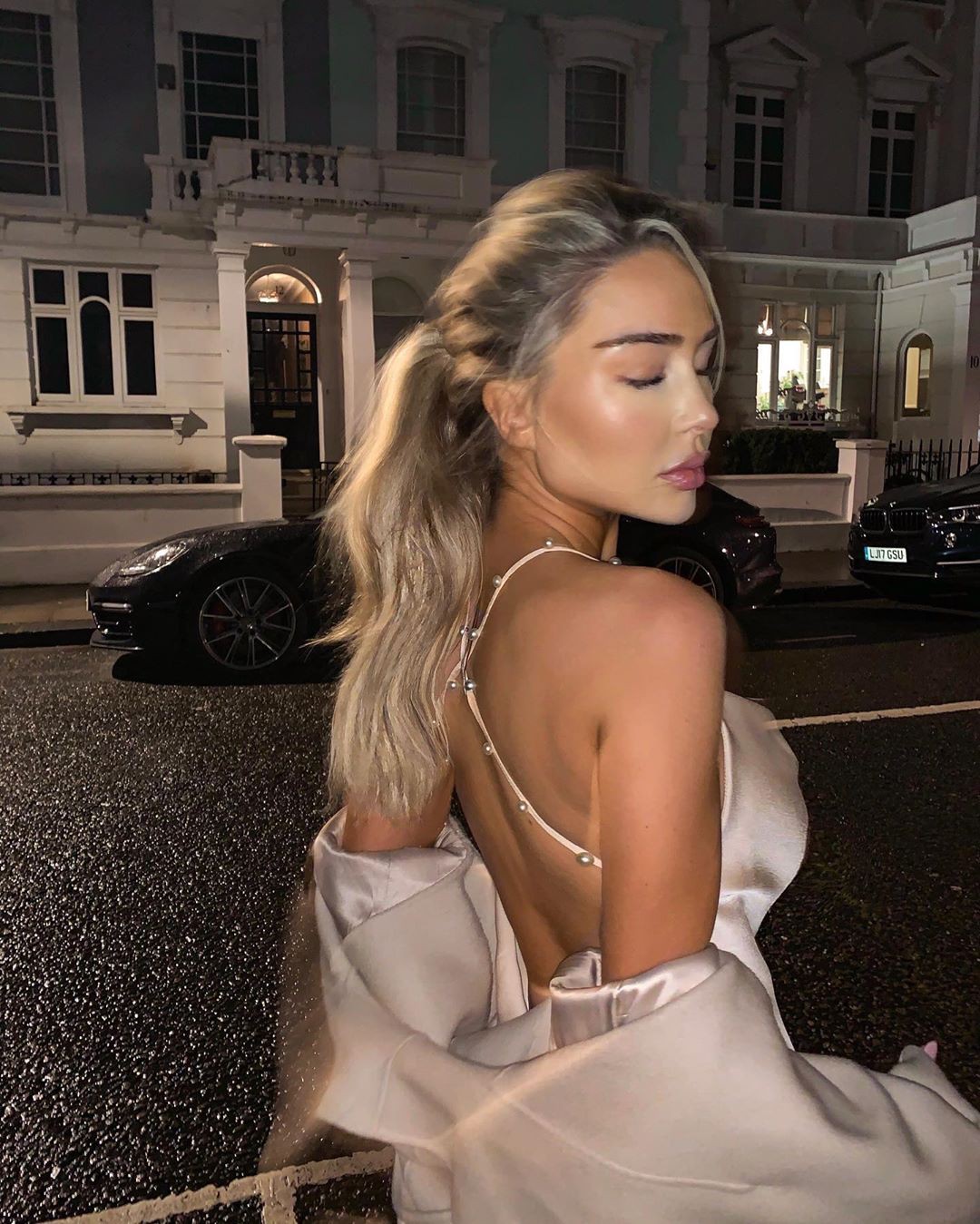 Anna Mathilda dress outfit ideas, natural blong hairs, Long Hair Ideas: Pelo largo,  Pelo rubio,  modelo caliente,  Chicas Lindas De Instagram,  ana matilda  