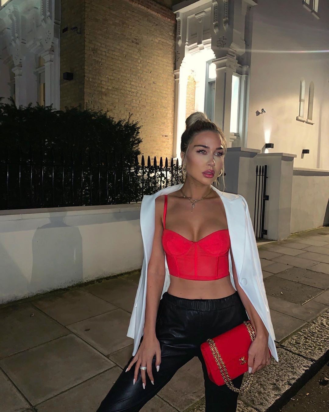 Anna Mathilda instagram photoshoot, girls instagram photos, piernas pic: ana matilda  
