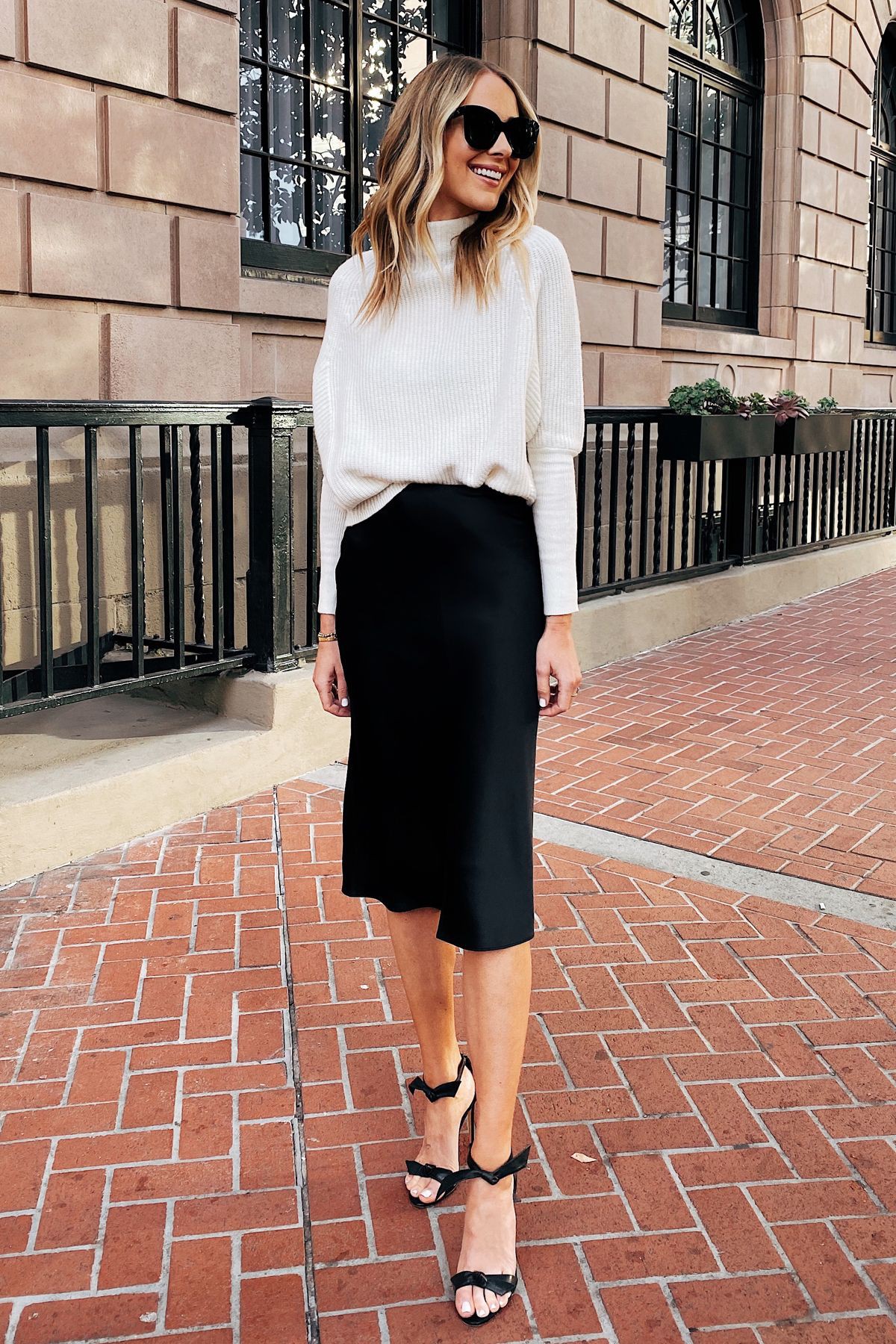 Ideas de ropa en blanco y negro con falda lápiz, camisa, falda