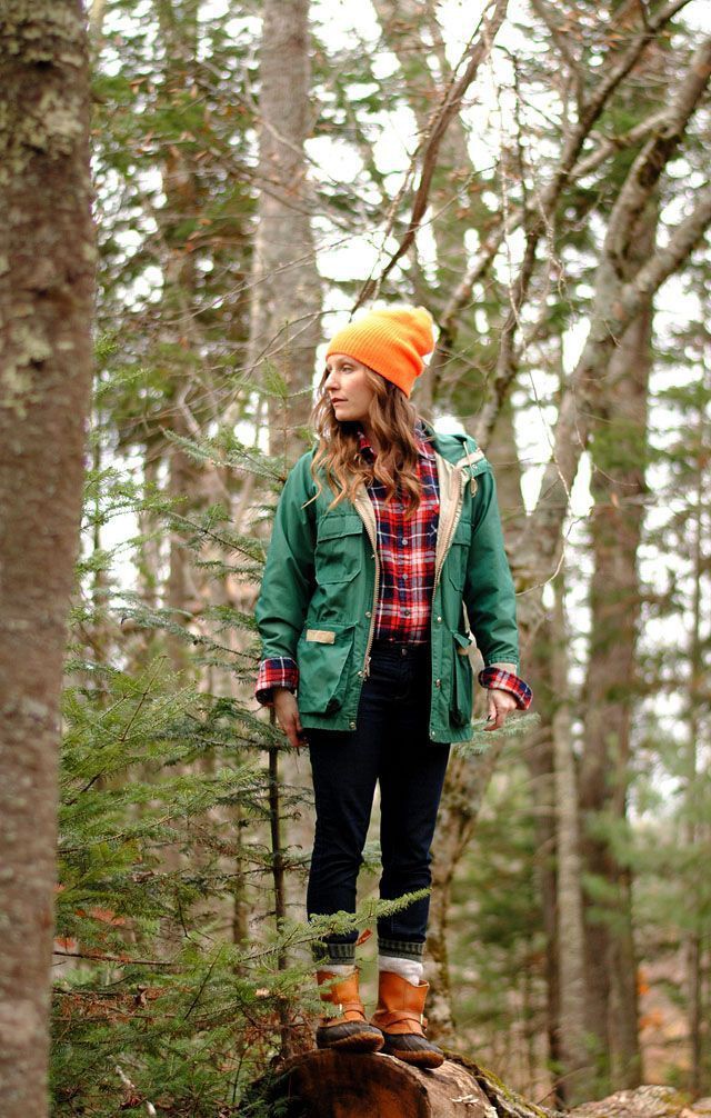 Ideas de atuendos de color 2020 con pantalones, chaqueta, camisa.: Trajes de senderismo  