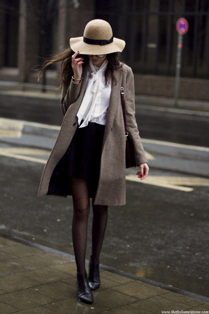 Outfit formal para dias lluviosos: ropa informal,  Atuendos Con Botas,  Estilo callejero  
