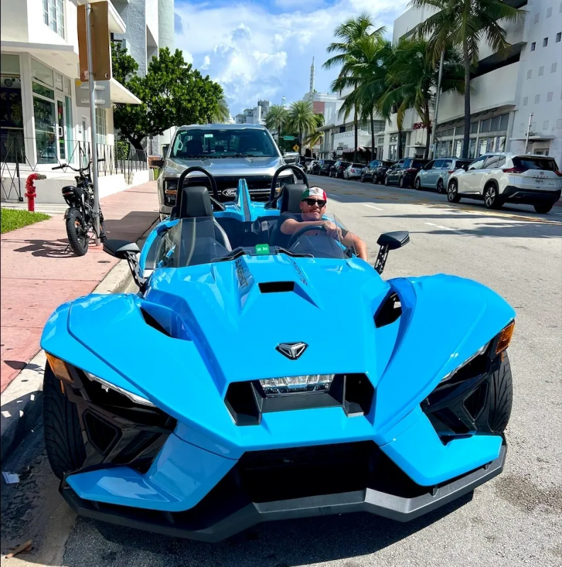 Cruise Through Miami Beach with a Premier Slingshot Rental